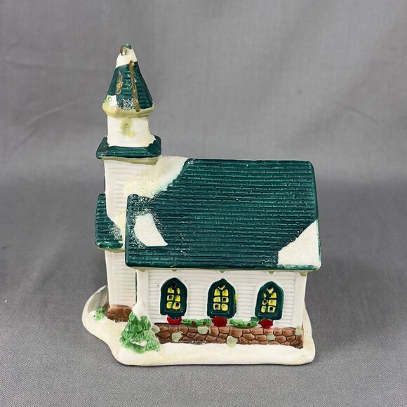 Cobblestone Corners Community Church Ceramic Christmas Village Holiday Decor Y2K - Picture 4 of 15